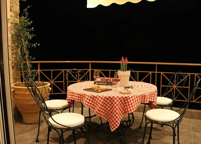 Apartamento Luxurious With Sea & Mountain View